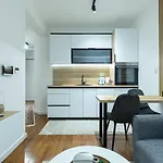 Ultra Modern 1-Bedroom Apartment With Free Garage - Sarajevo